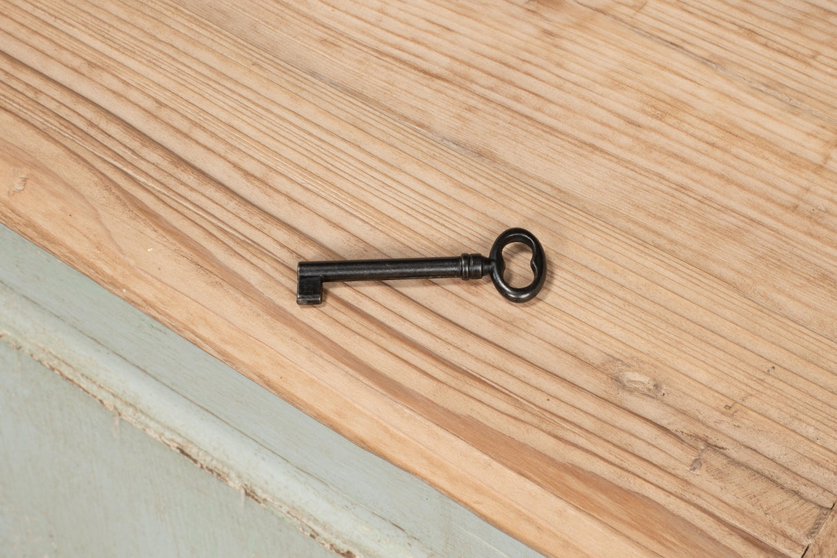 Sarreid Antique Whitewash Sideboard  4 Door