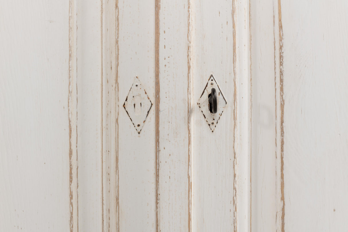 Sarreid Antique Whitewash Sideboard  6 Door