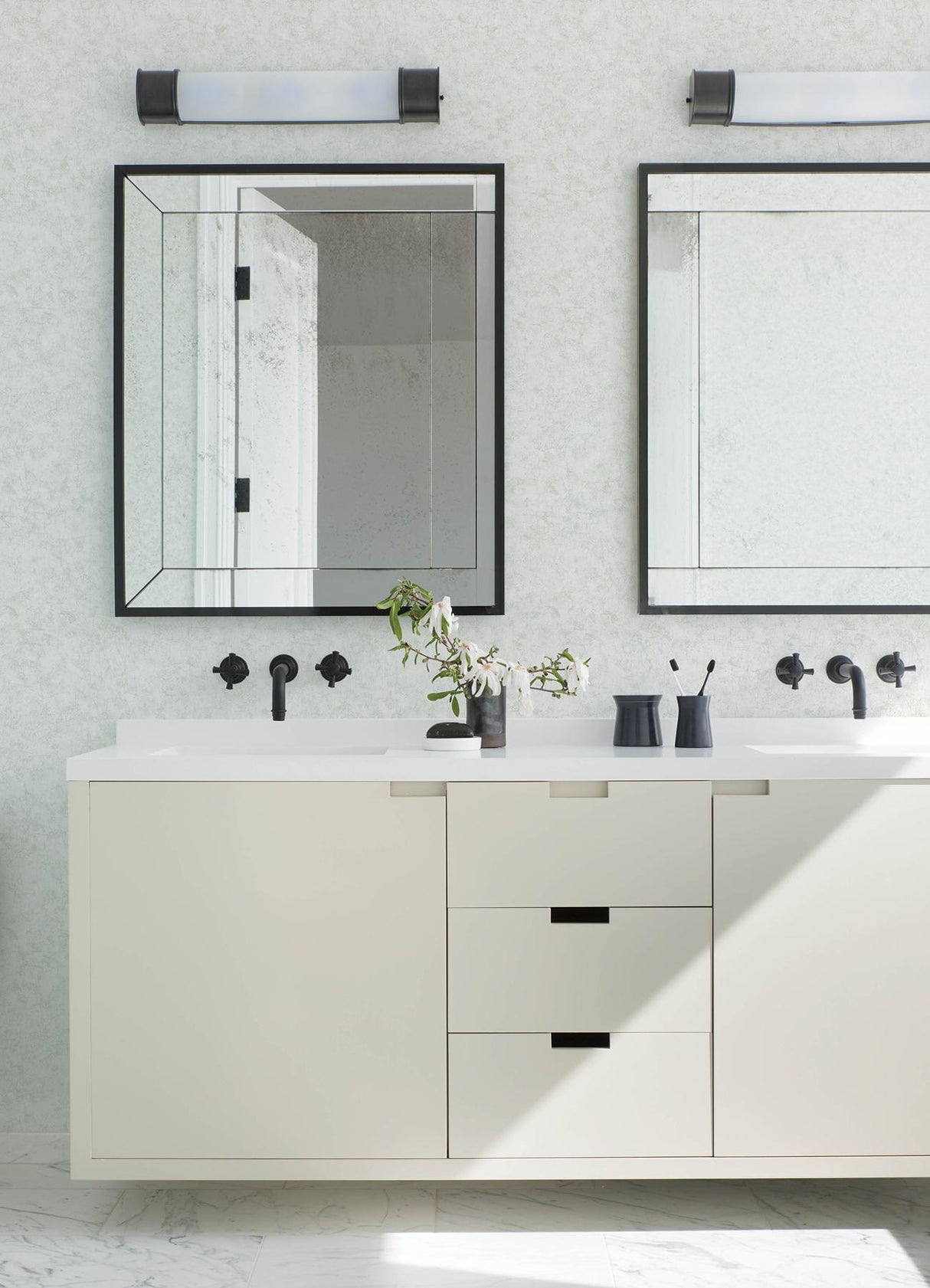 Brewster Home Fashions Advantage Kitchen & Bath 2 Aged Patina Pearl Wallpaper