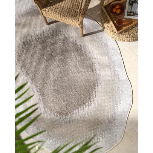 Surya Miami Beach MBH-2318 6'7" x 9' Rug