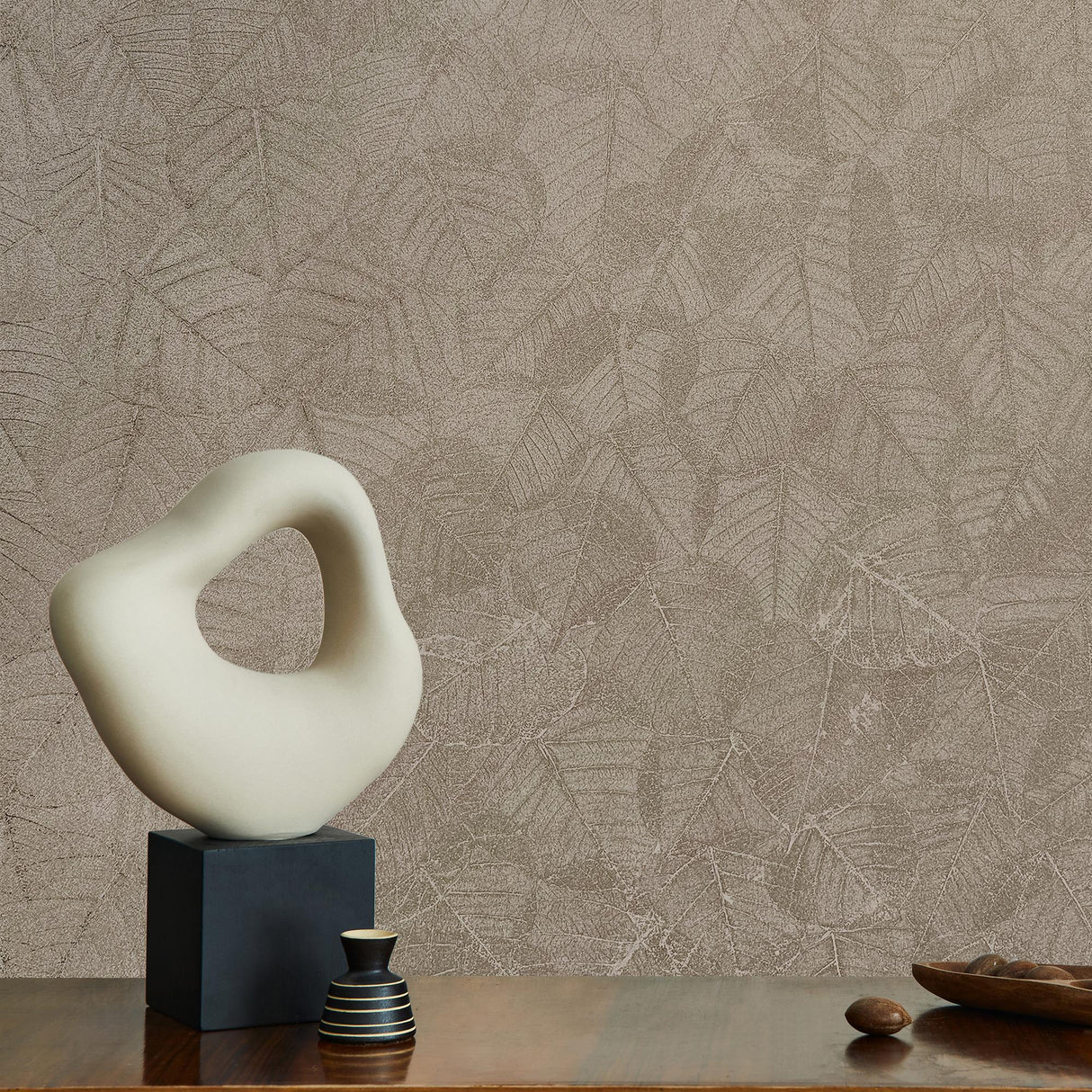 DecoratorsBest Luminous Leaf Collage Gold on Foil with Ultra Fine Emboss Wallpaper