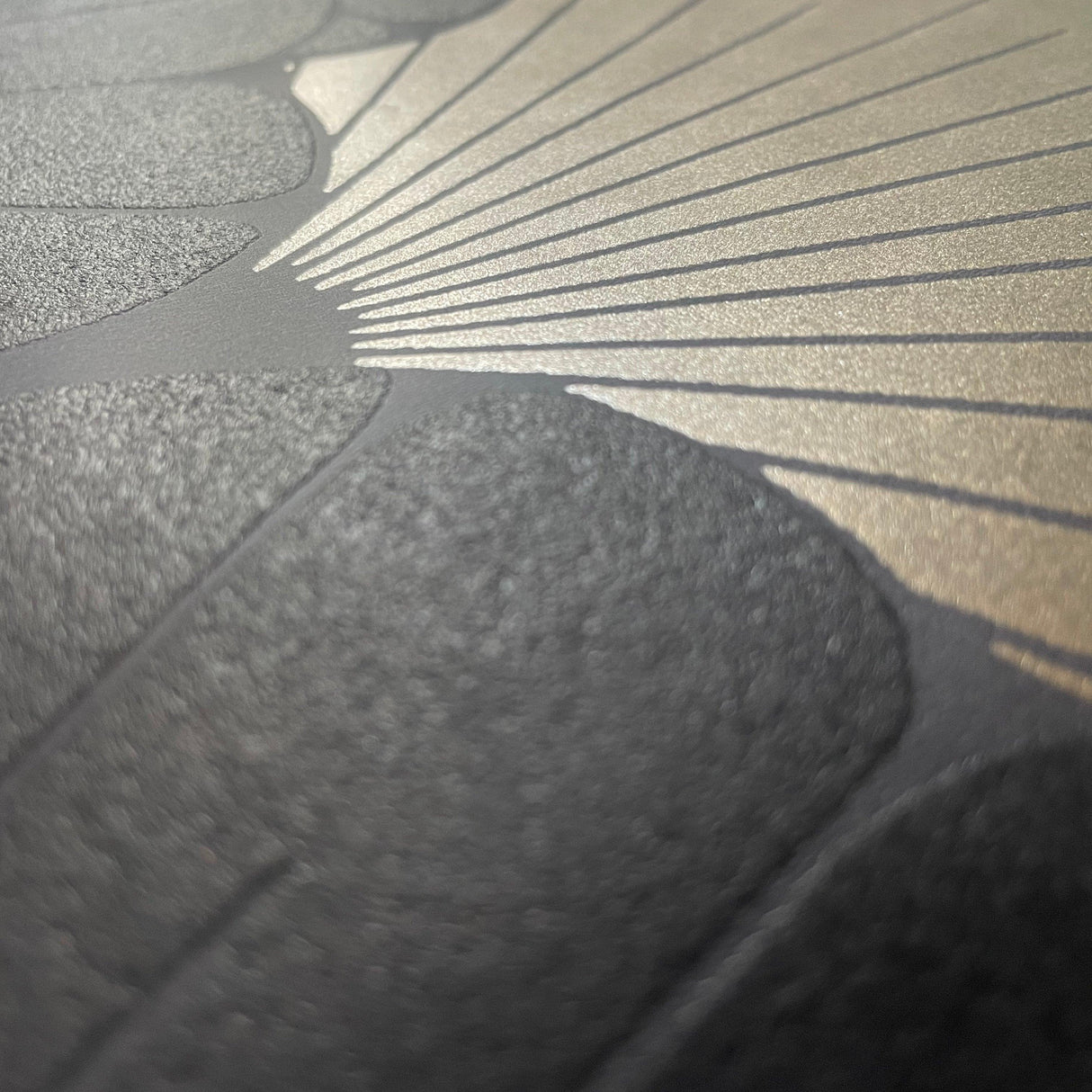 DecoratorsBest Giant Art Deco Gingko Leaf Black Wallpaper