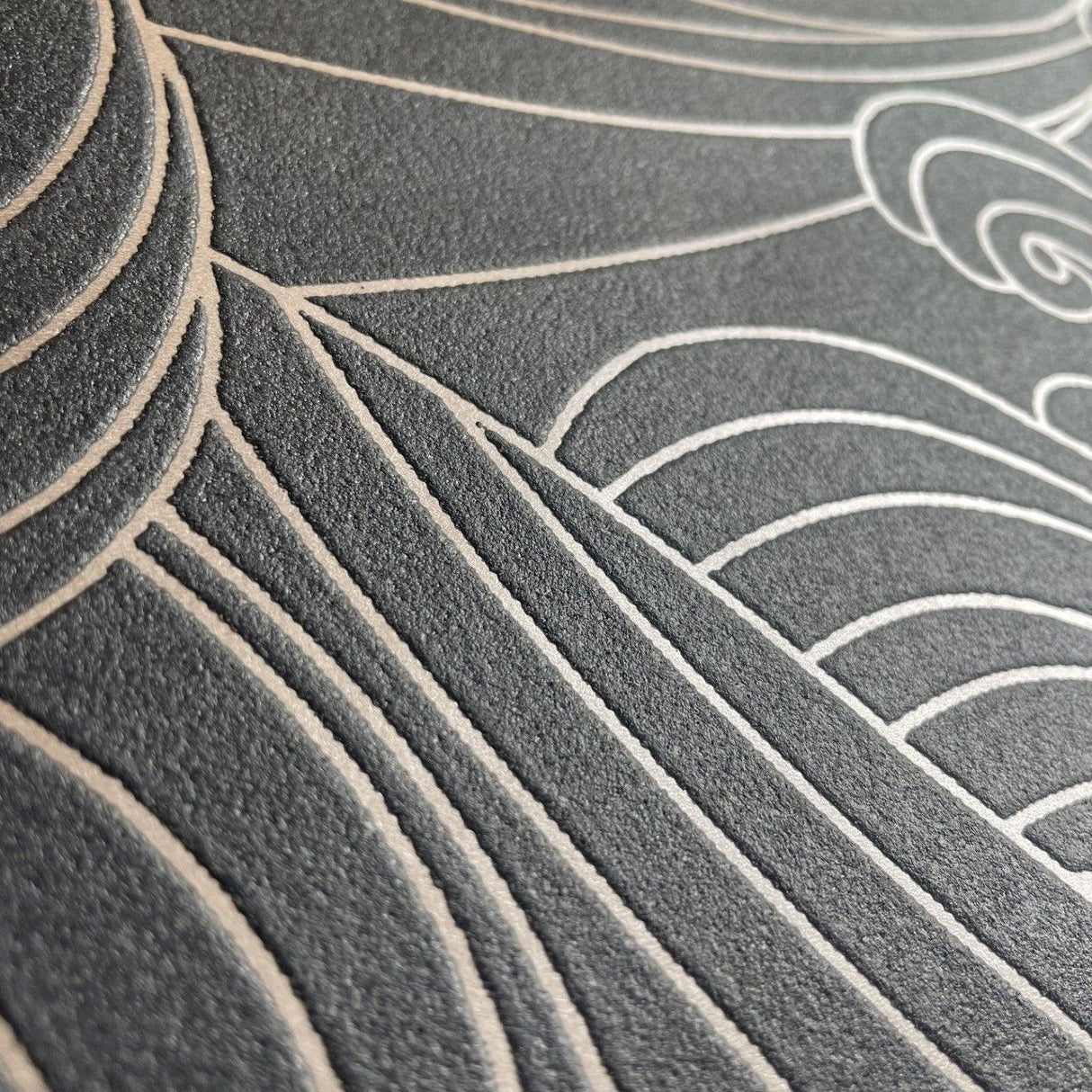 DecoratorsBest Big Wave Black Wallpaper