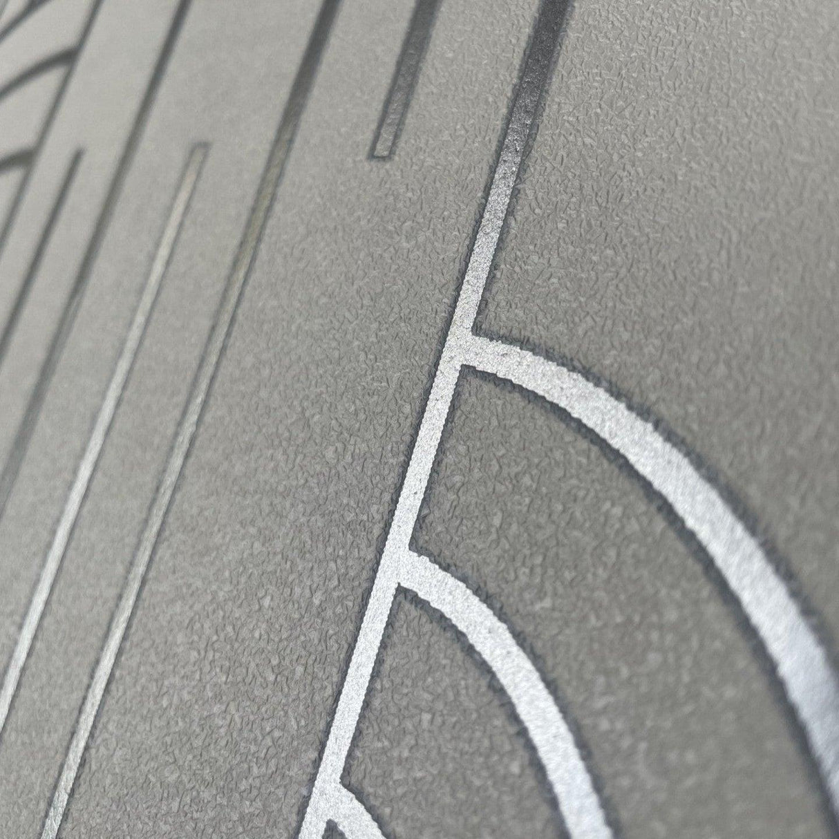 DecoratorsBest Arch Deco White & Silver Wallpaper