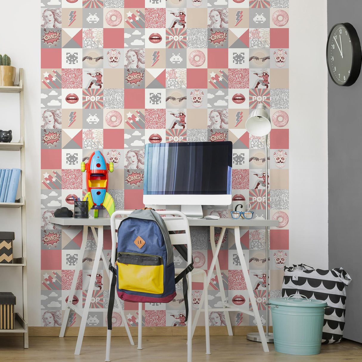 DecoratorsBest Pop Art Patchwork Pink Wallpaper