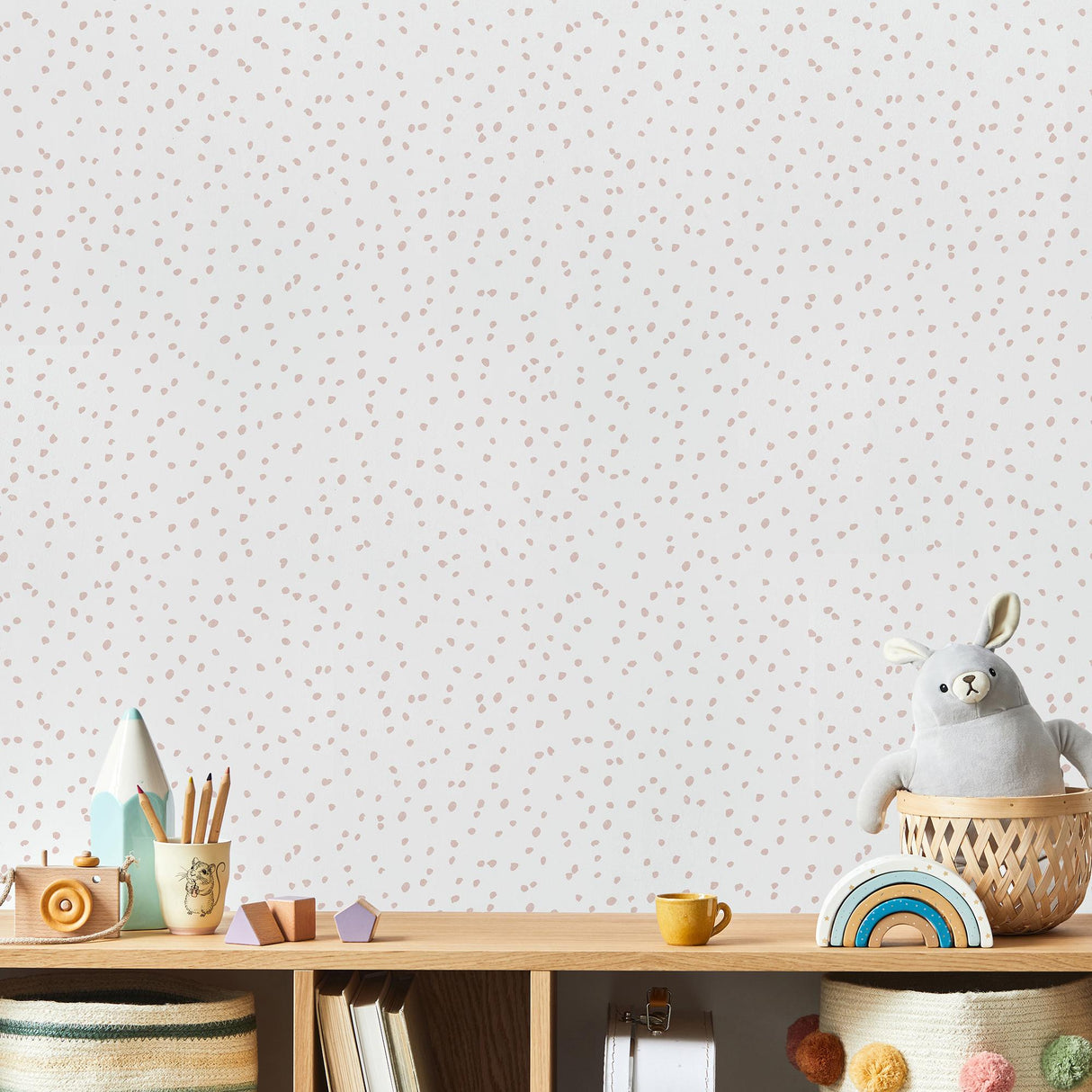 DecoratorsBest Hand Drawn Confetti Dots Pink Wallpaper