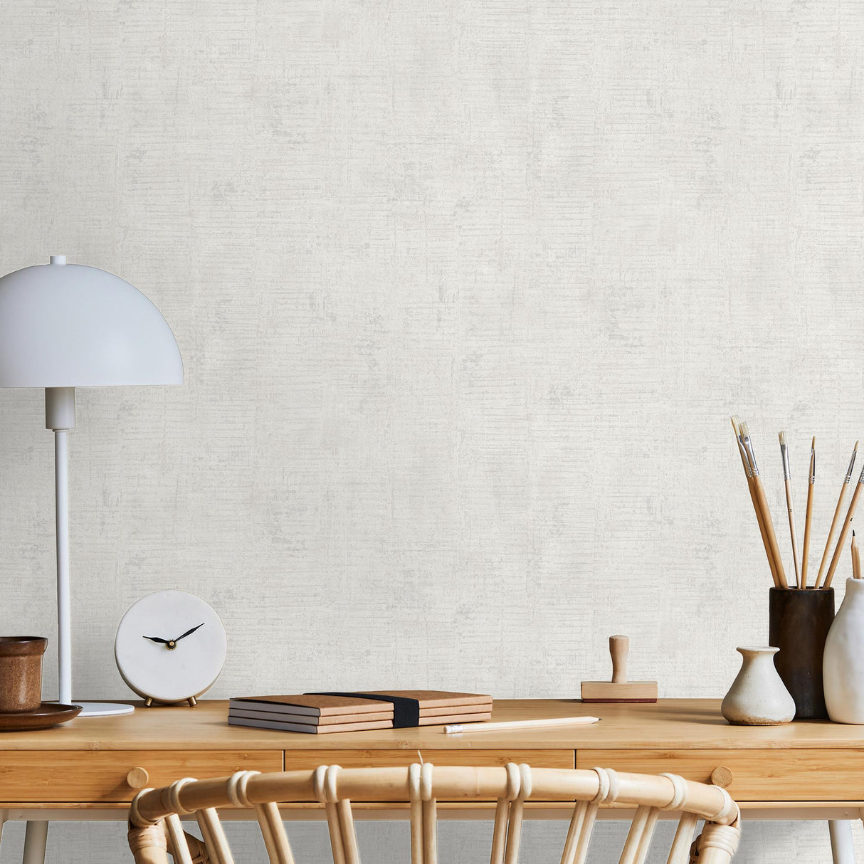 DecoratorsBest Makoba Horizontal Texture Beige Wallpaper