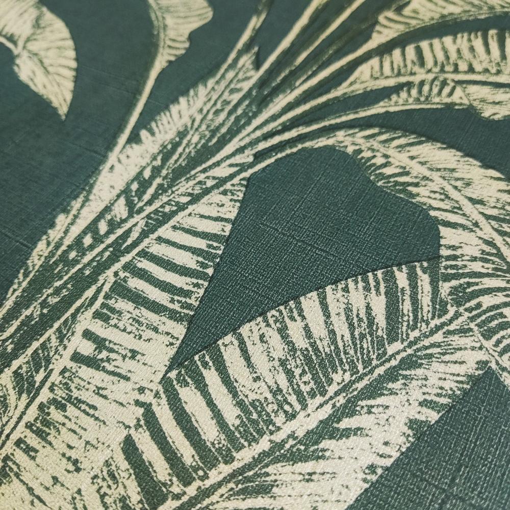 DecoratorsBest Luxe Tropical Palm Green Wallpaper