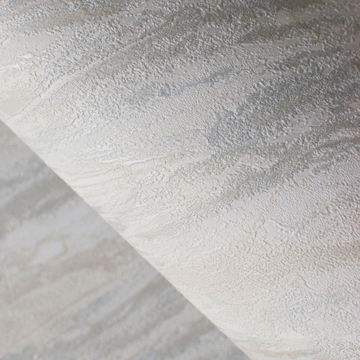 DecoratorsBest Luxe Marble with Glint Dust Natural Wallpaper