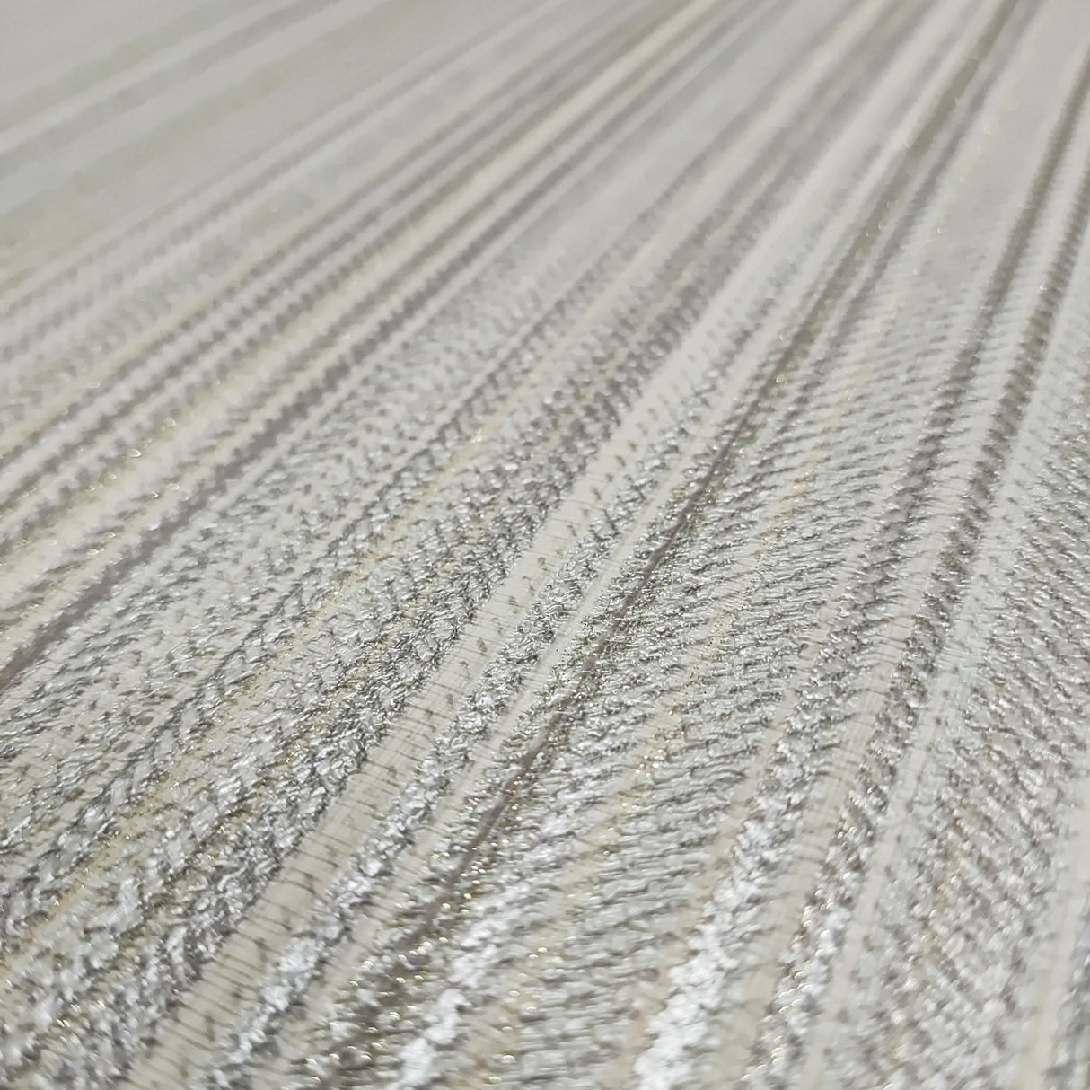 DecoratorsBest Glint Stria Stripe Beige Wallpaper