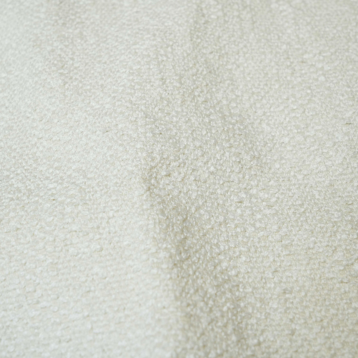 TOV Sagano White Dyed-Yarn Bench