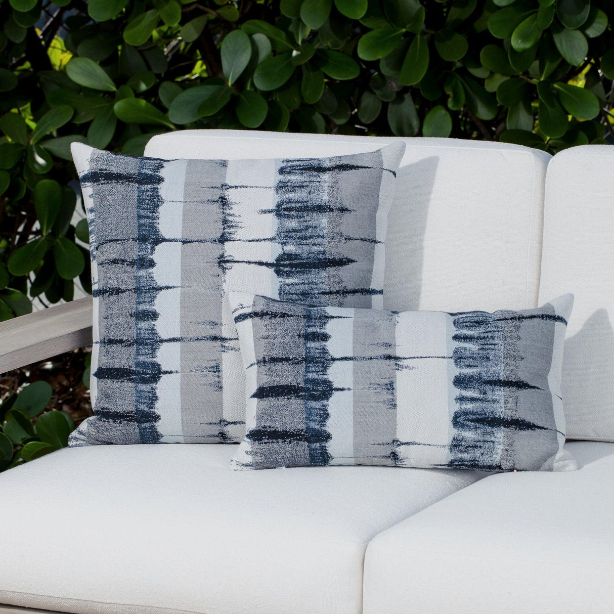 Elaine Smith Shibori Blue 20"x20" Decorative Pillow