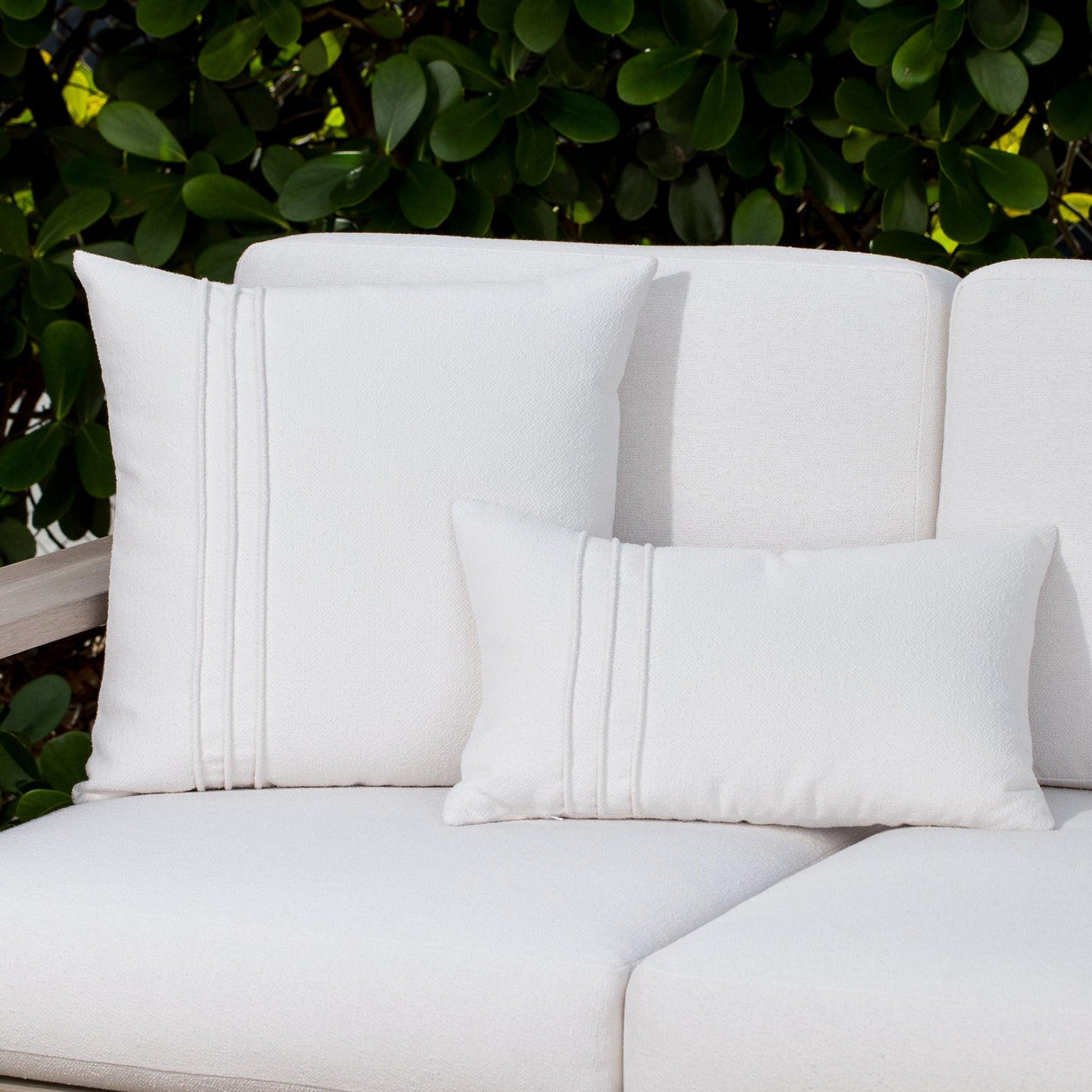 Elaine Smith Continuity Shell White 20"x20" Decorative Pillow