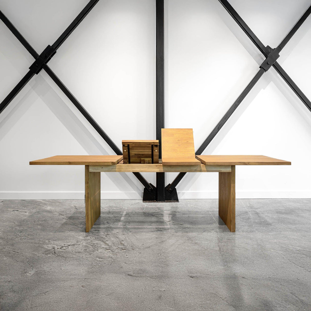 LH Home Atlantis 70/102" Extension Dining Table