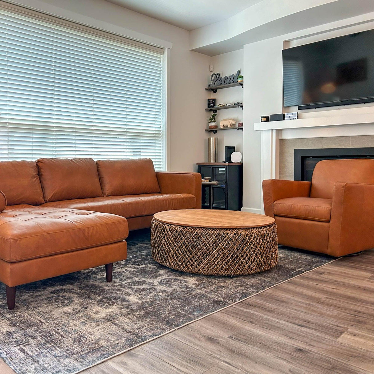 LH Home Cooper Swivel Club Chair - Cognac Leather