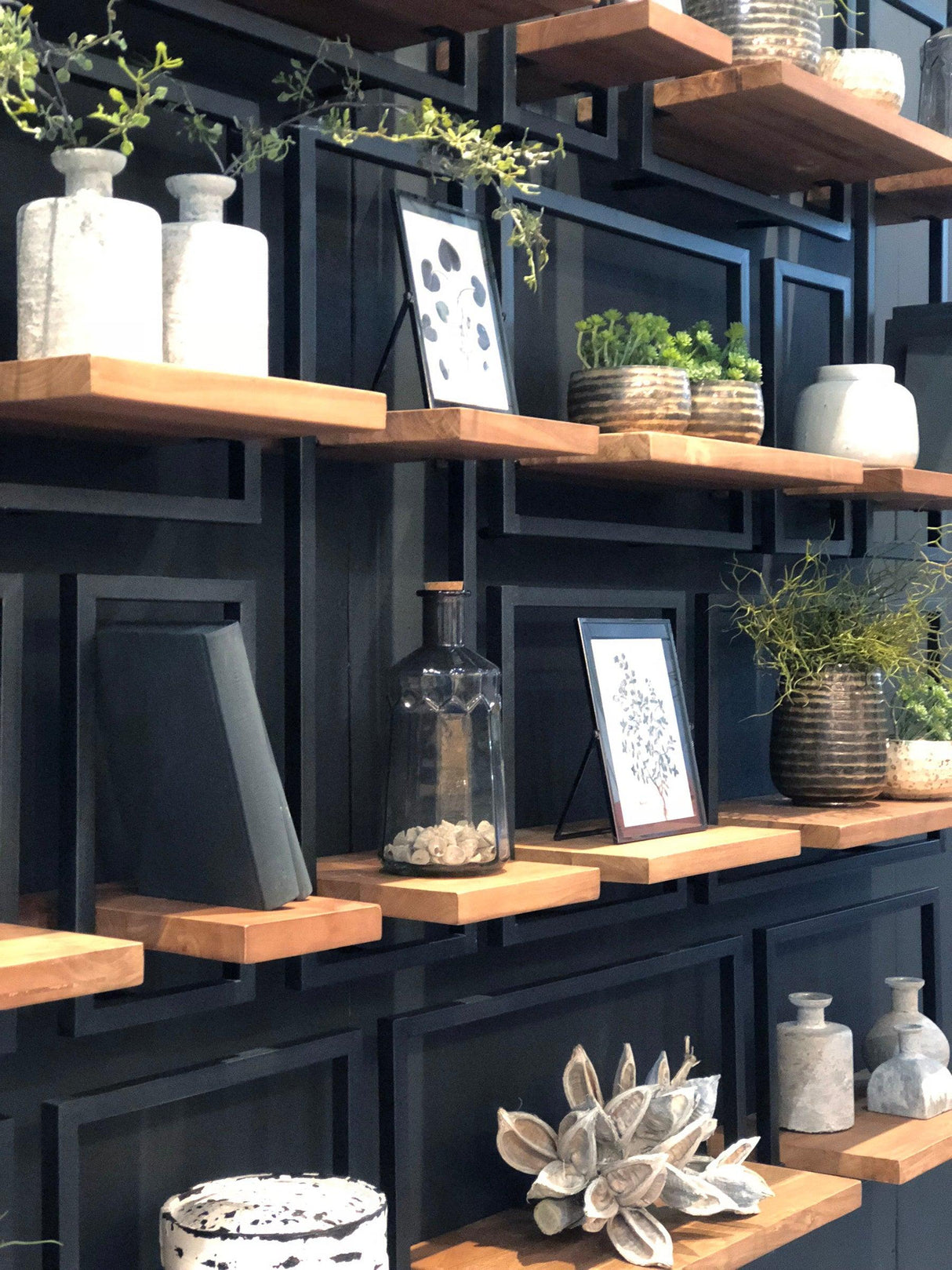 LH Home D-Bodhi Metal Frame Wall Box - Natural, Type D (1/box)