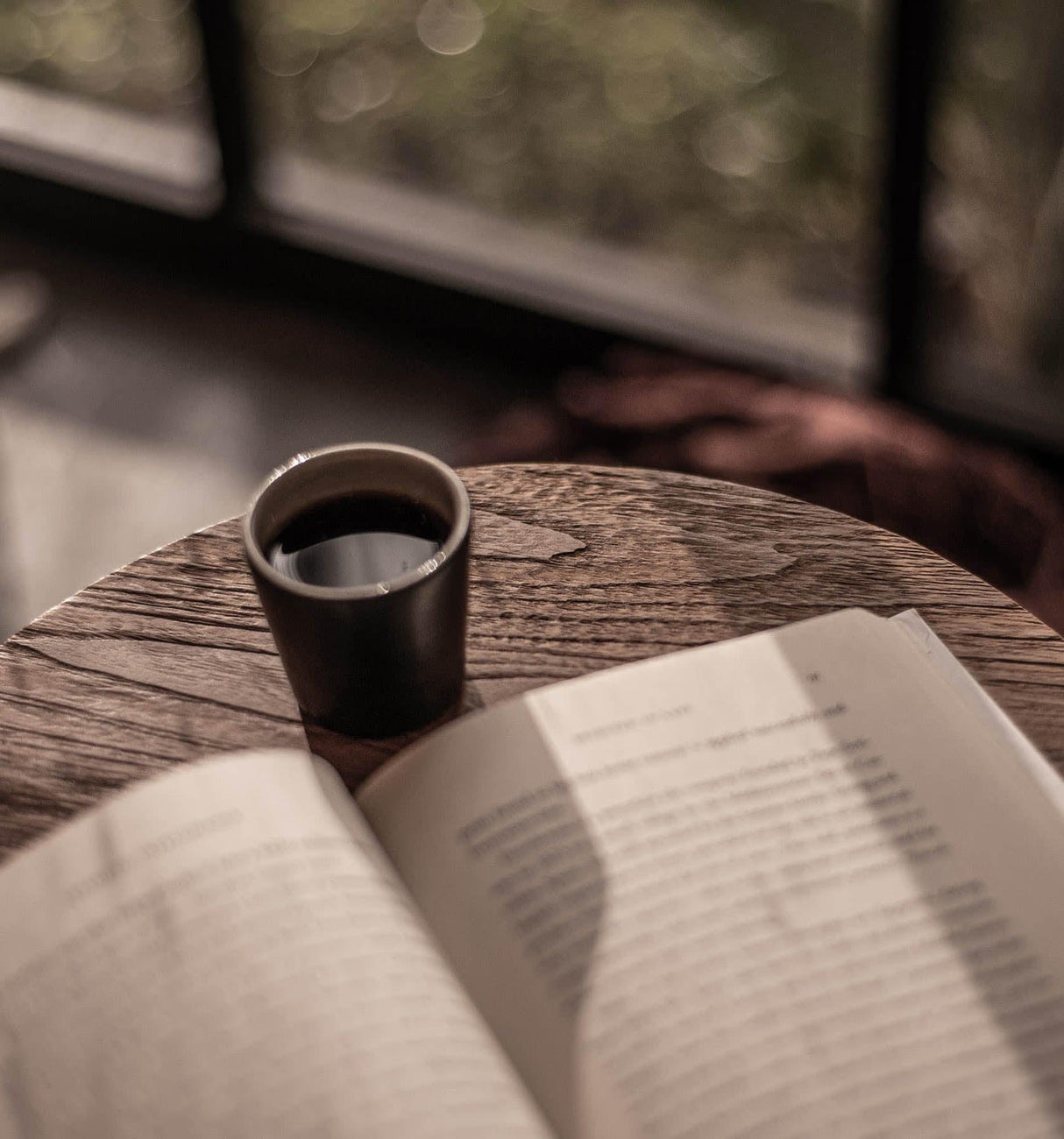 LH Home D-Bodhi Knut Side Table - Large