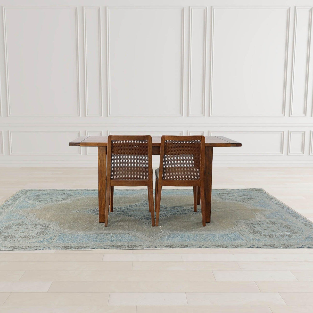 LH Home Irish Coast Small Extension Dining Table (47"/62") - African Dusk