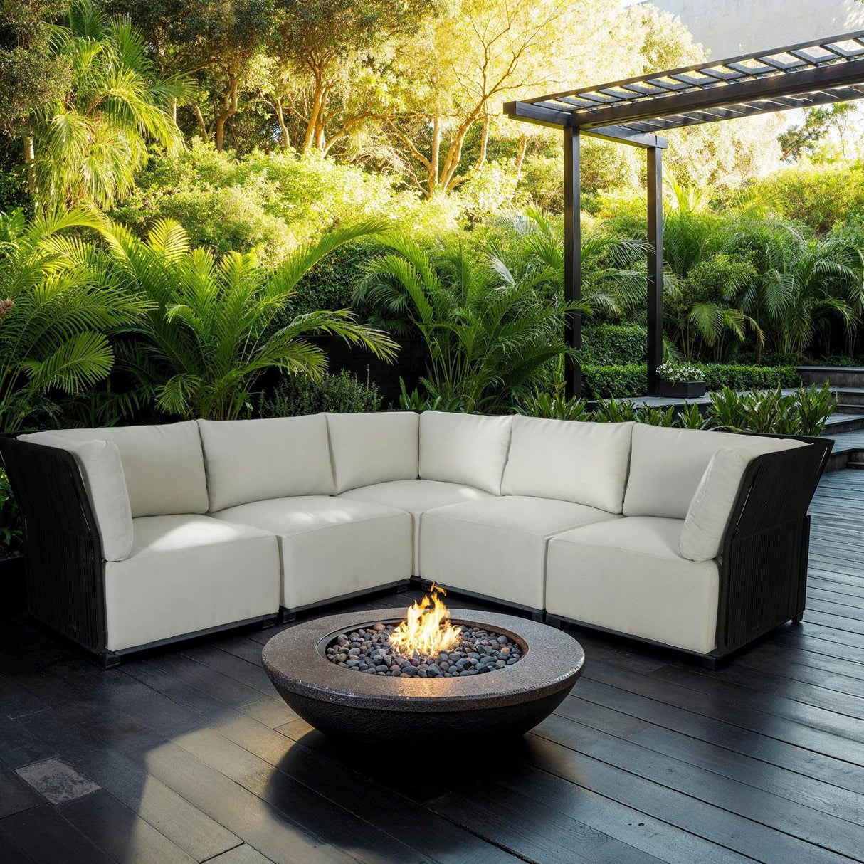 LH Home Naples Outdoor - Corner