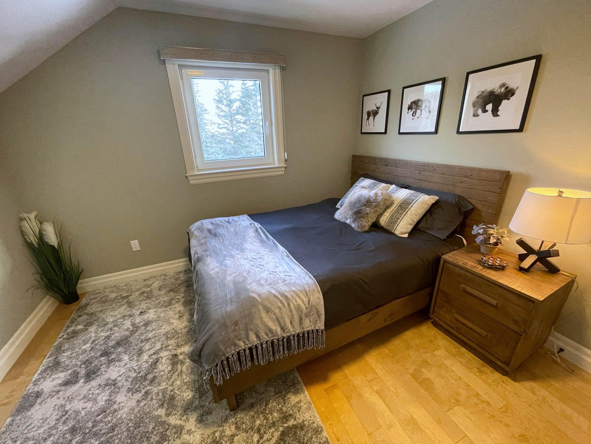 LH Home Nevada Queen Bed - Dark Driftwood