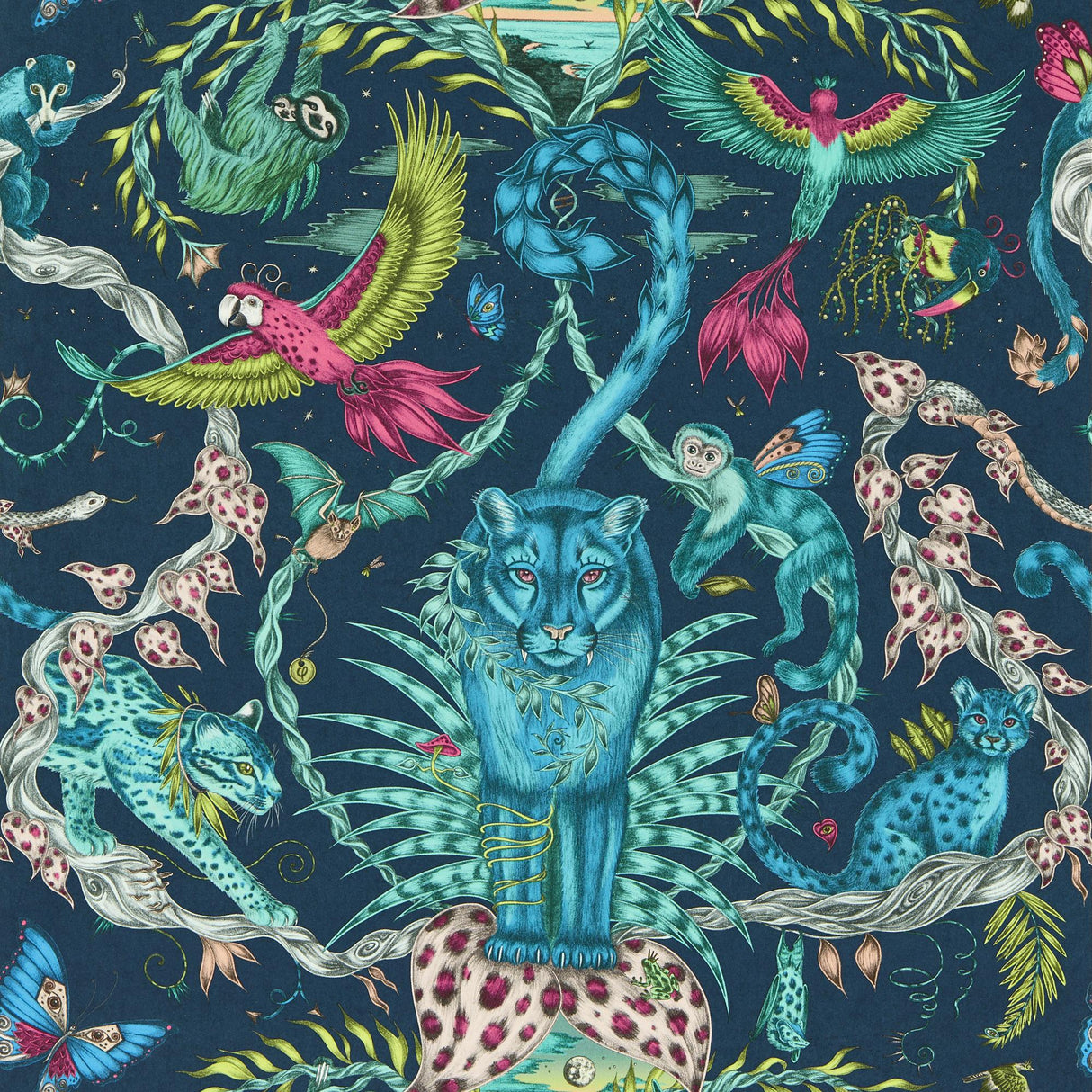 Clarke & Clarke BOSQUE DREAMS NAVY WP Wallpaper