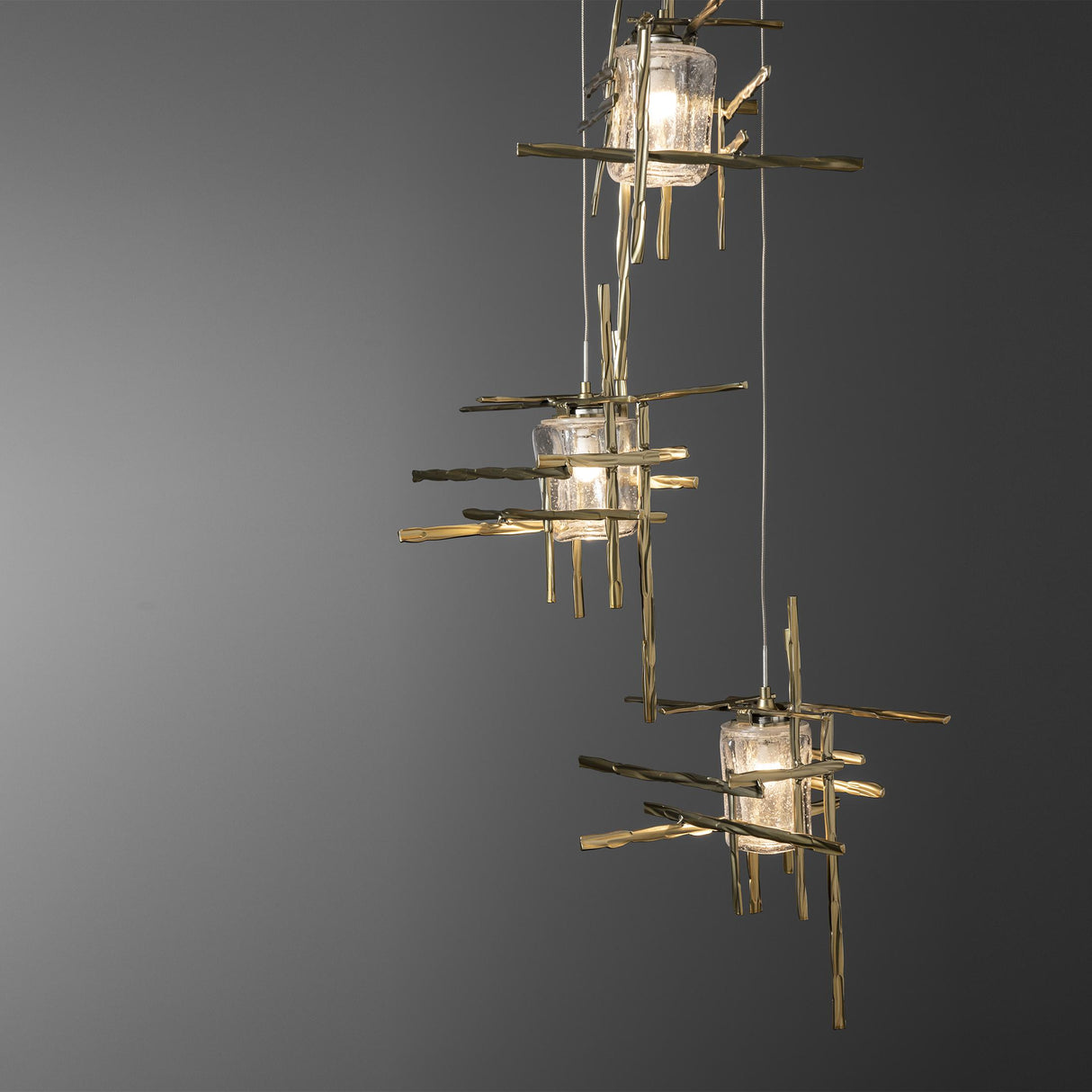 Hubbardton Forge 2023 Modern Brass Seeded Clear Glass (II) Long Tura 5-Light Seeded Glass Pendant