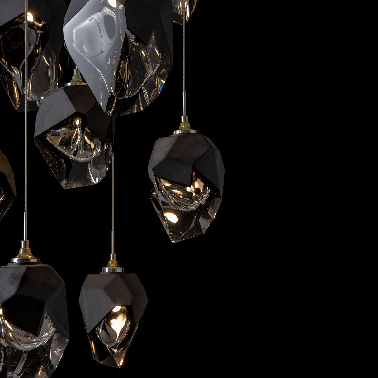 Hubbardton Forge 2023 Modern Brass Black Crystal (BP) Long Chrysalis 9-Light Mixed Crystal Pendant
