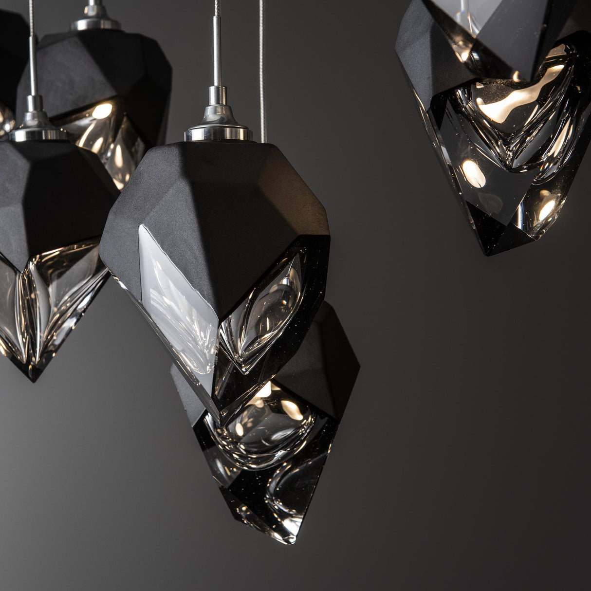 Hubbardton Forge 2023 Sterling Black Crystal (BP) Long Chrysalis 10-Light Small Crystal Pendant