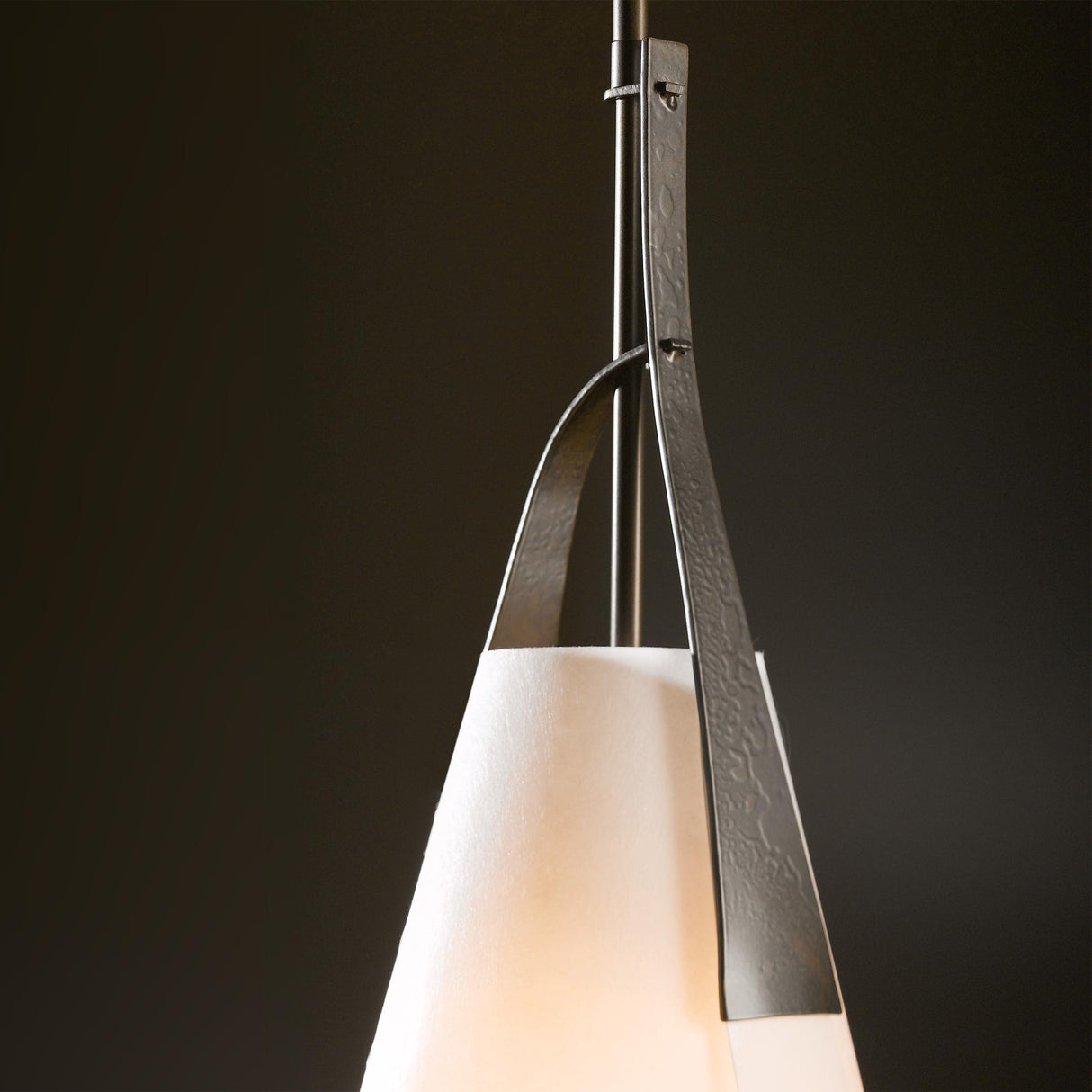 Hubbardton Forge 2011 Dark Smoke Spun Frost (SH) Multi Mobius Tall Pendant