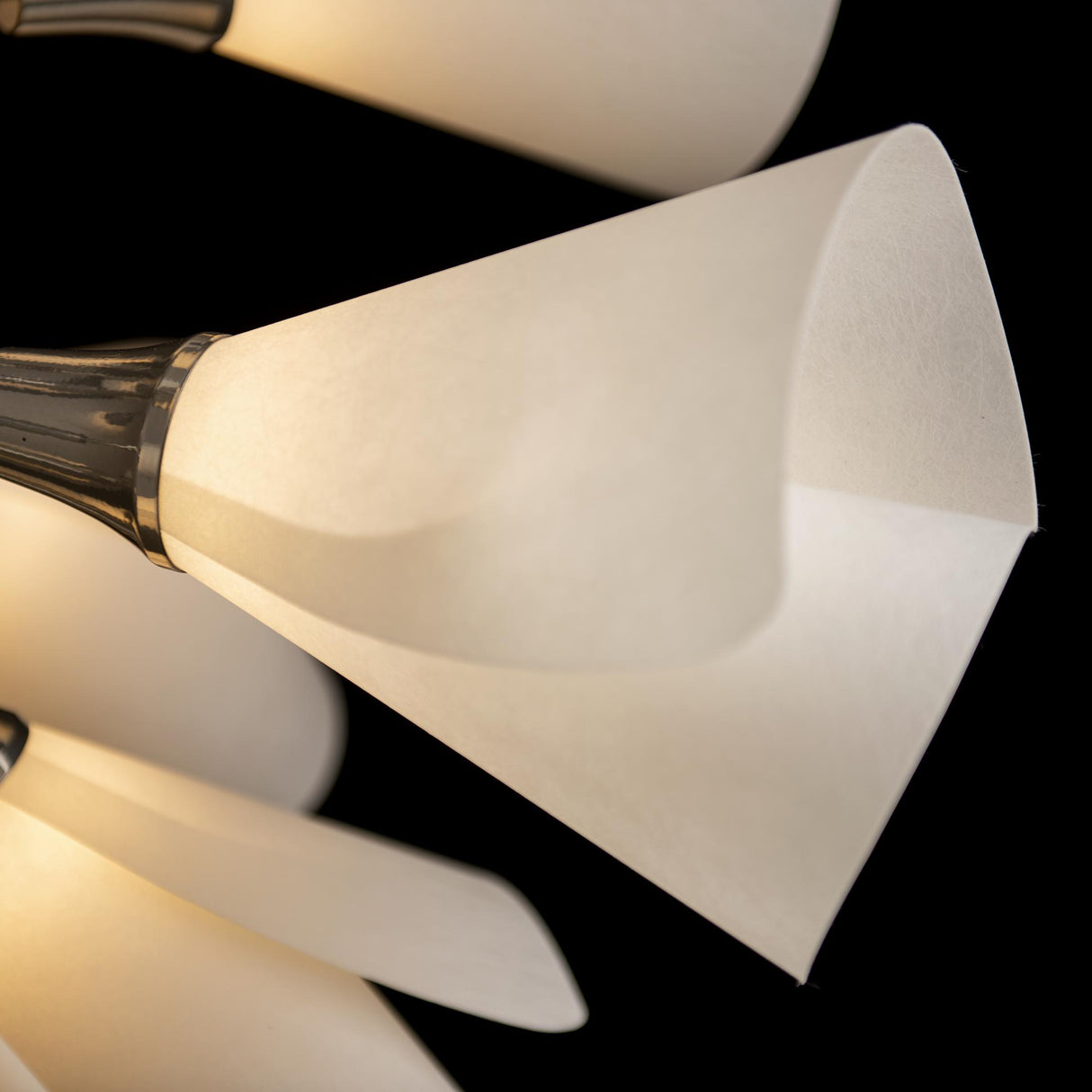 Hubbardton Forge 2021 Sterling Spun Frost (SH) Multi Mobius 16-Light Orb Pendant