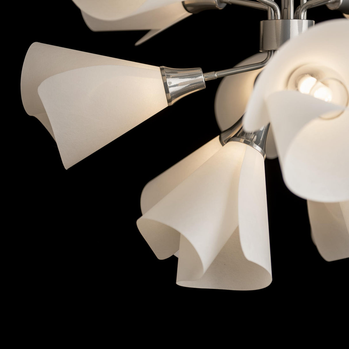 Hubbardton Forge 2021 Sterling Spun Frost (SH) Multi Mobius 16-Light Orb Pendant