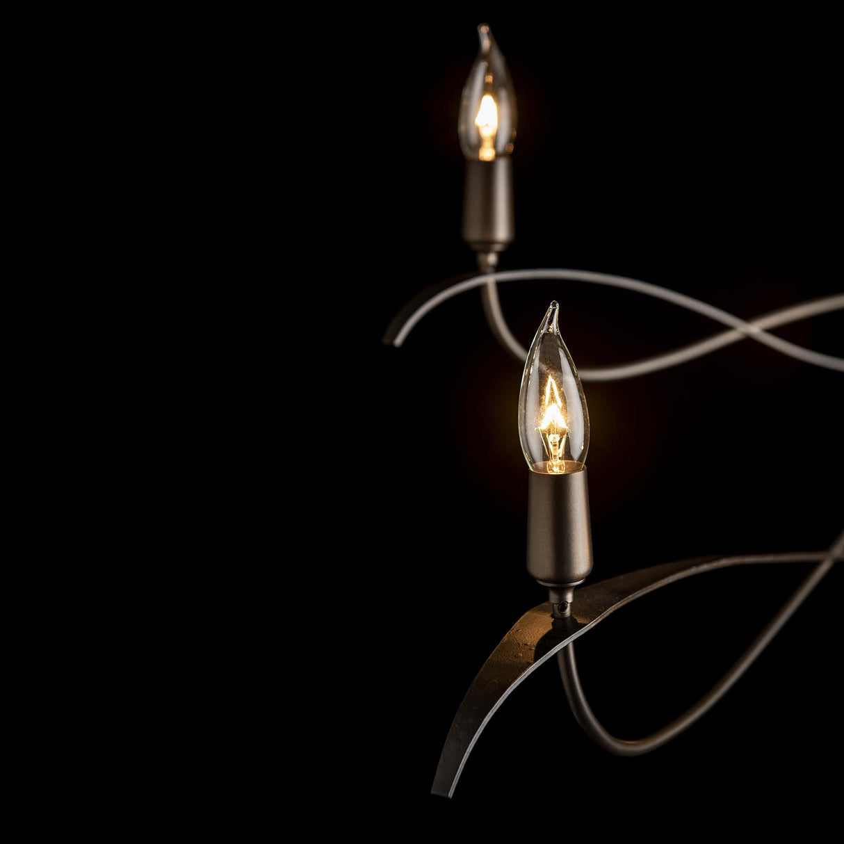 Hubbardton Forge 2021 Dark Smoke Multi Willow 6-Light Large Chandelier