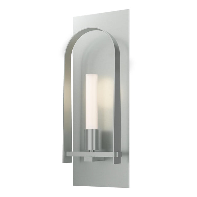 Hubbardton Forge 2023 Vintage Platinum Vintage Platinum Frosted Glass (FD) Triomphe 1-Light Sconce