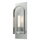 Hubbardton Forge 2023 Vintage Platinum Sterling Frosted Glass (FD) Triomphe 1-Light Sconce