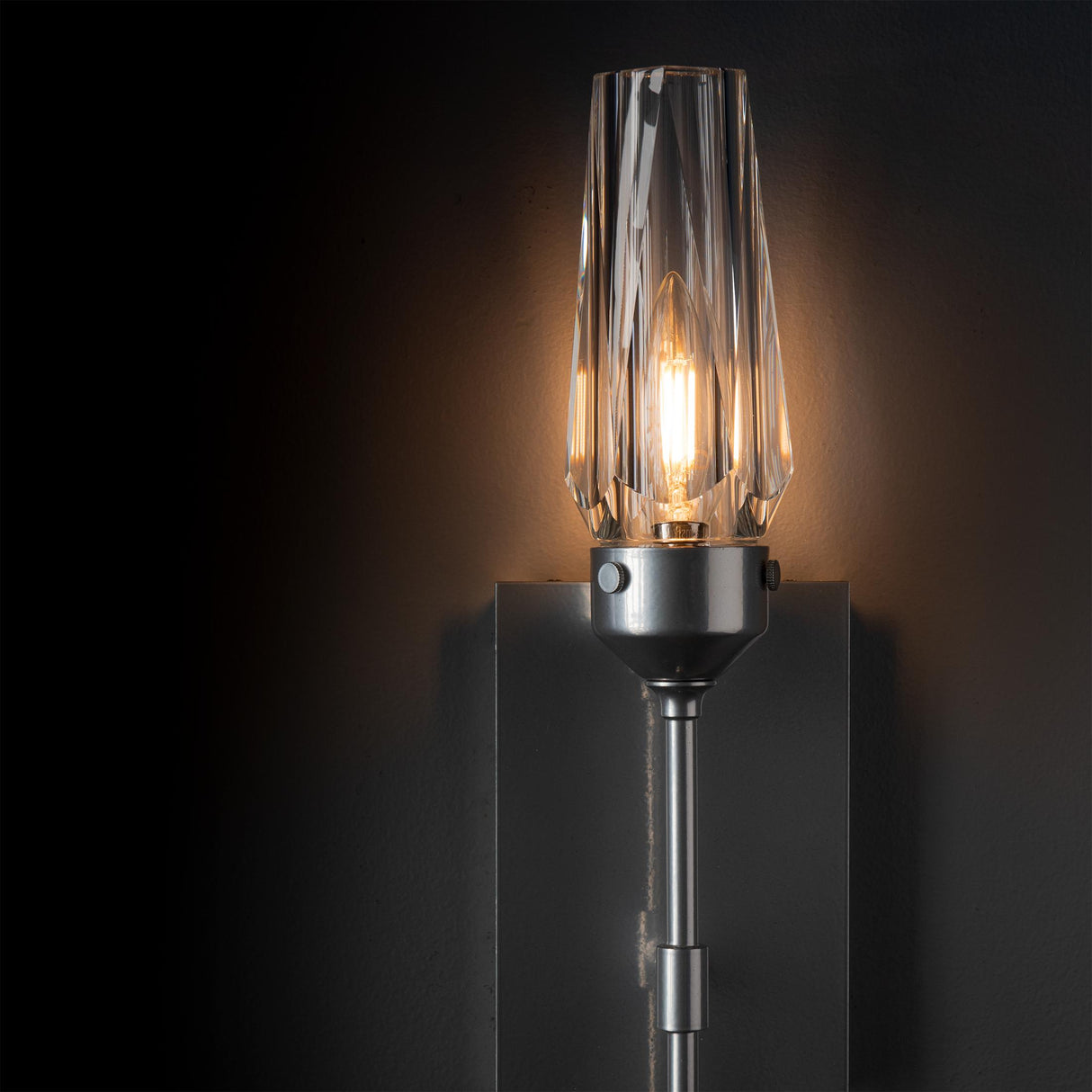 Hubbardton Forge 2019 Sterling Crystal Luma Sconce