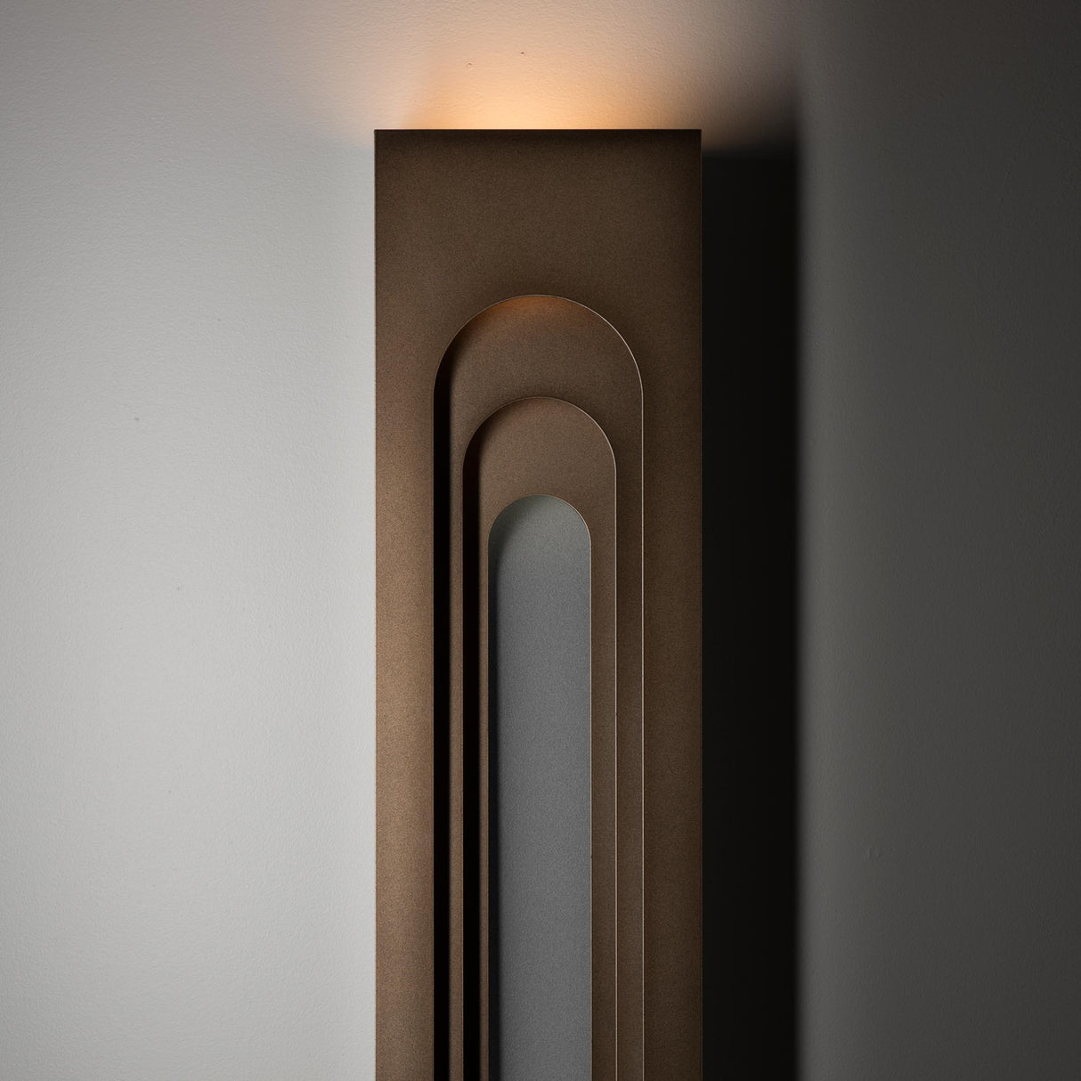 Hubbardton Forge 2023 Coastal Bronze Coastal Burnished Steel Procession Arch Large Outdoor Sconce