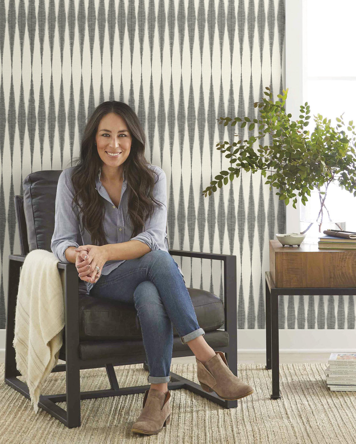 Magnolia Home Handloom Black Wallpaper