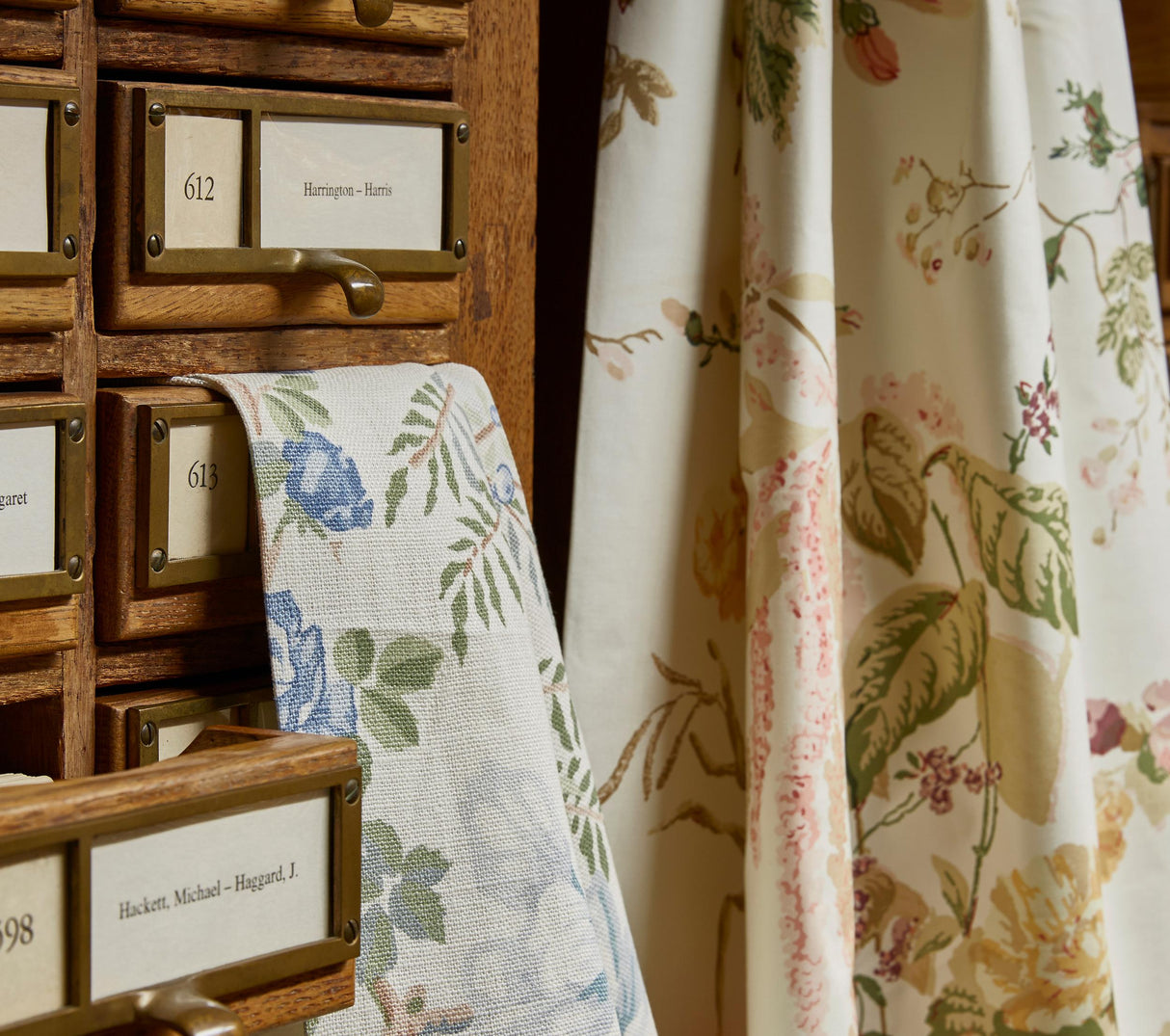 Lee Jofa CHINESE PEONY BLUE Fabric