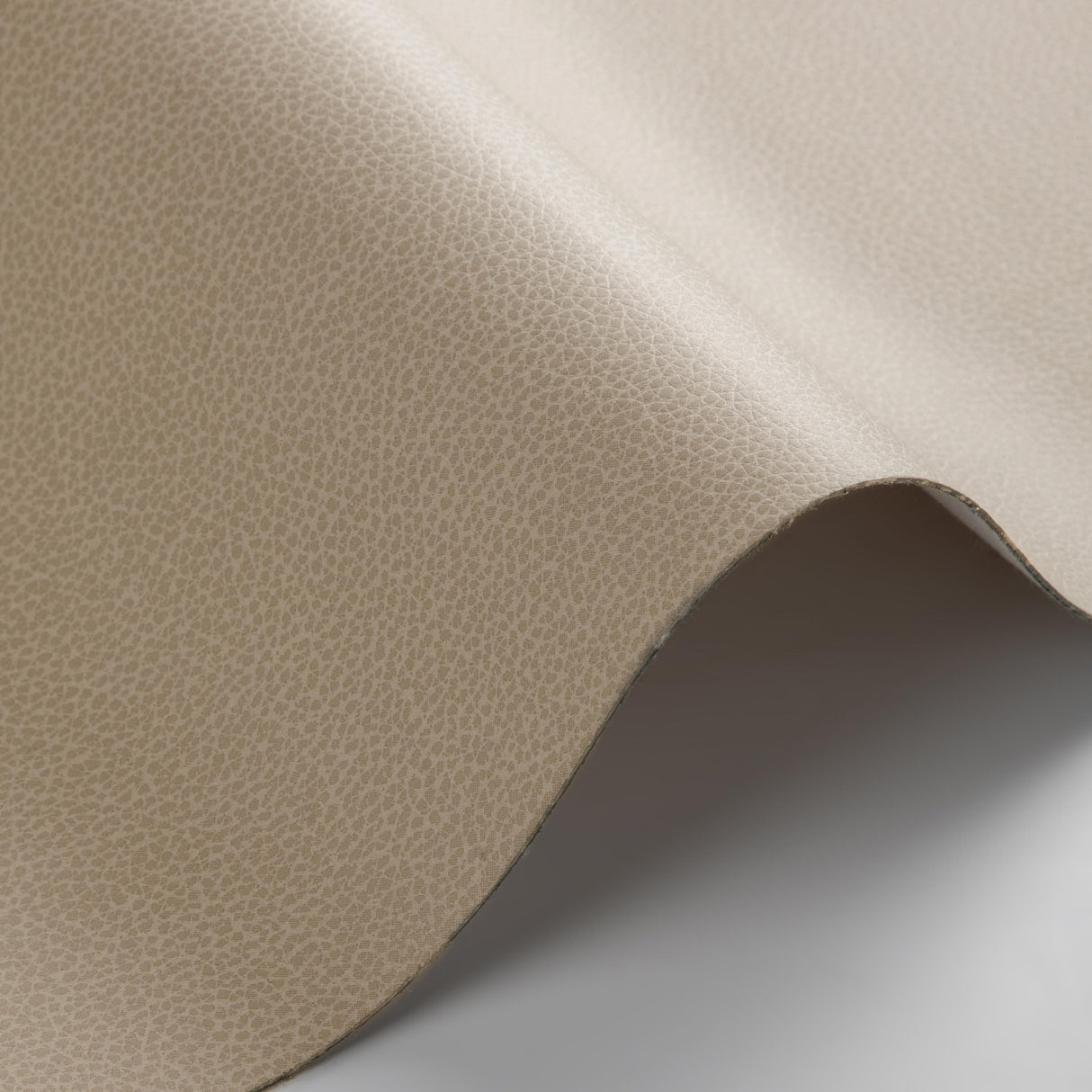 Kravet DESIGN TANNIN 11 Upholstery Fabric