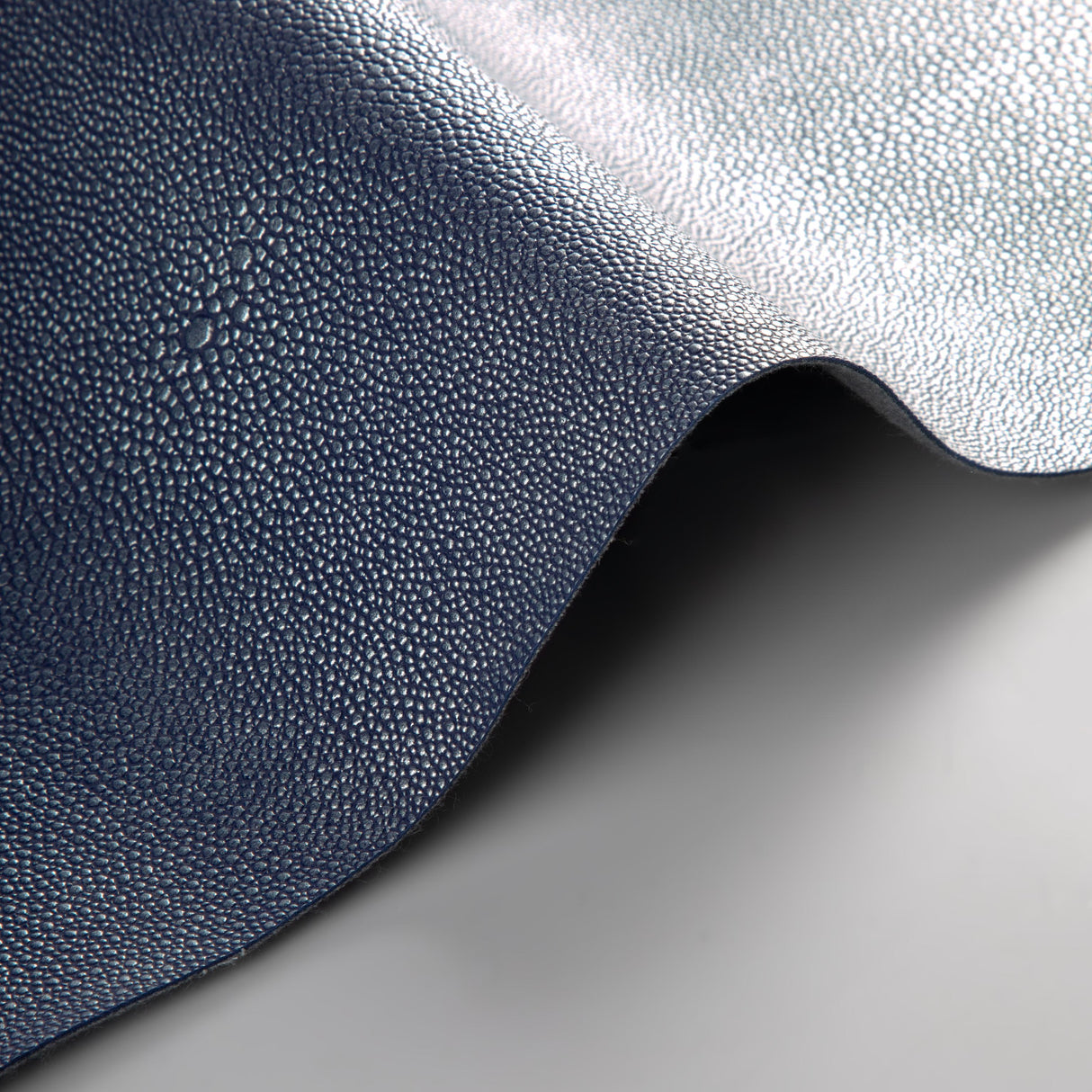 Kravet DESIGN TREZZO 50 Upholstery Fabric