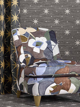 Hinson Big Trixie Black Wallpaper