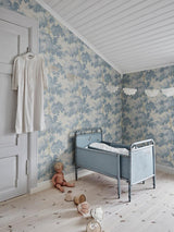 Scalamandre Raphael Light Blue Wallpaper