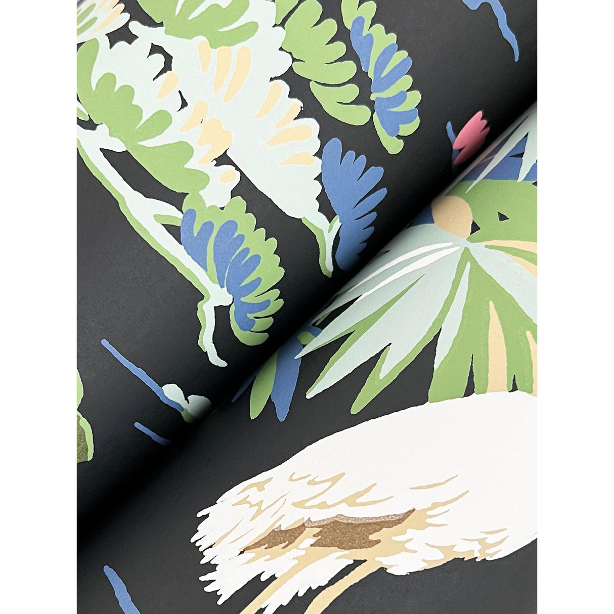 Kravet DESIGN W4277 83 Wallpaper