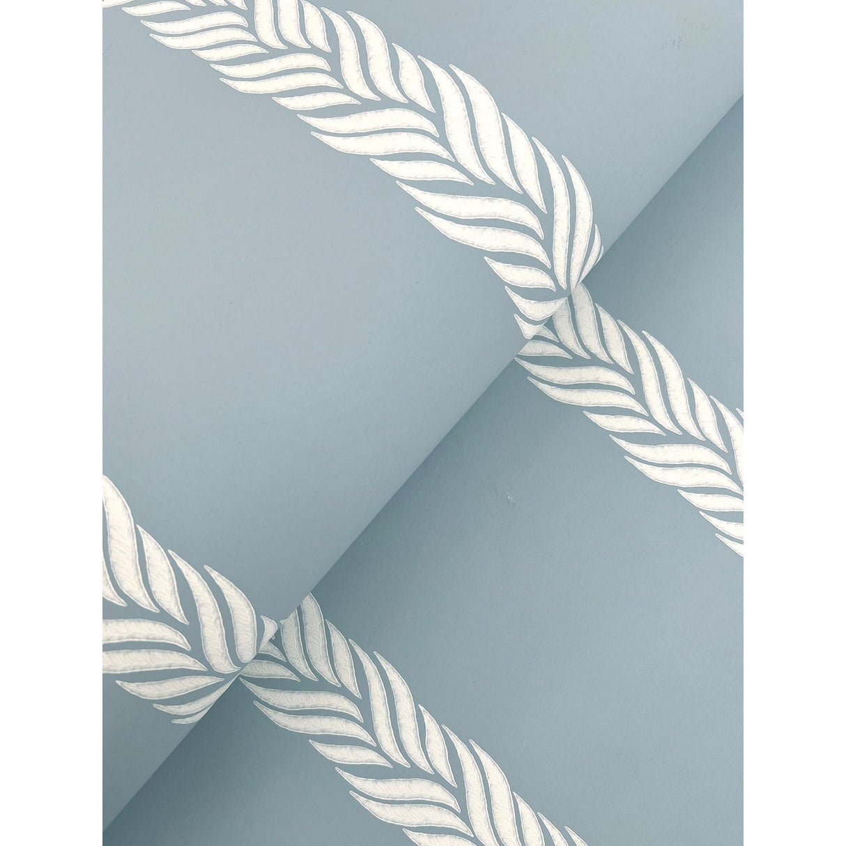 Kravet DESIGN W4278 5 Wallpaper