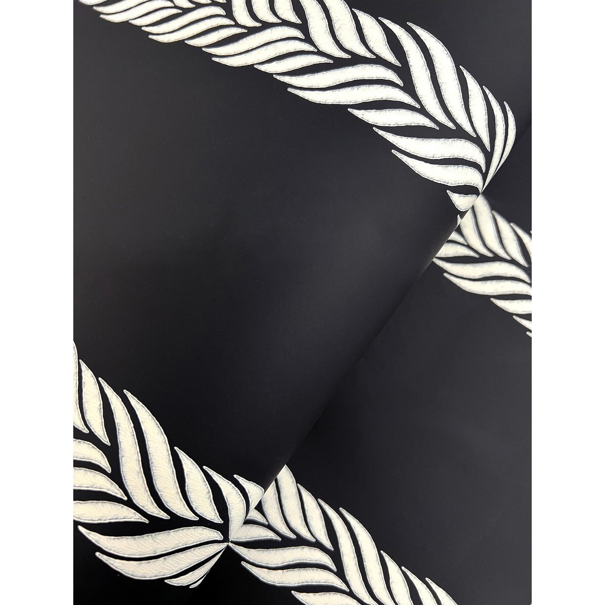 Kravet DESIGN W4278 8 Wallpaper