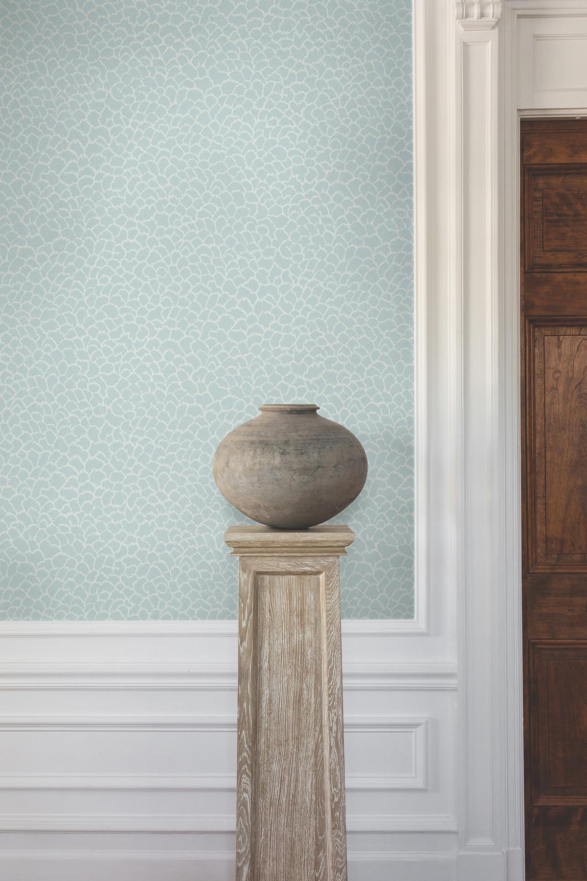 Kravet DESIGN W4281 15 Wallpaper