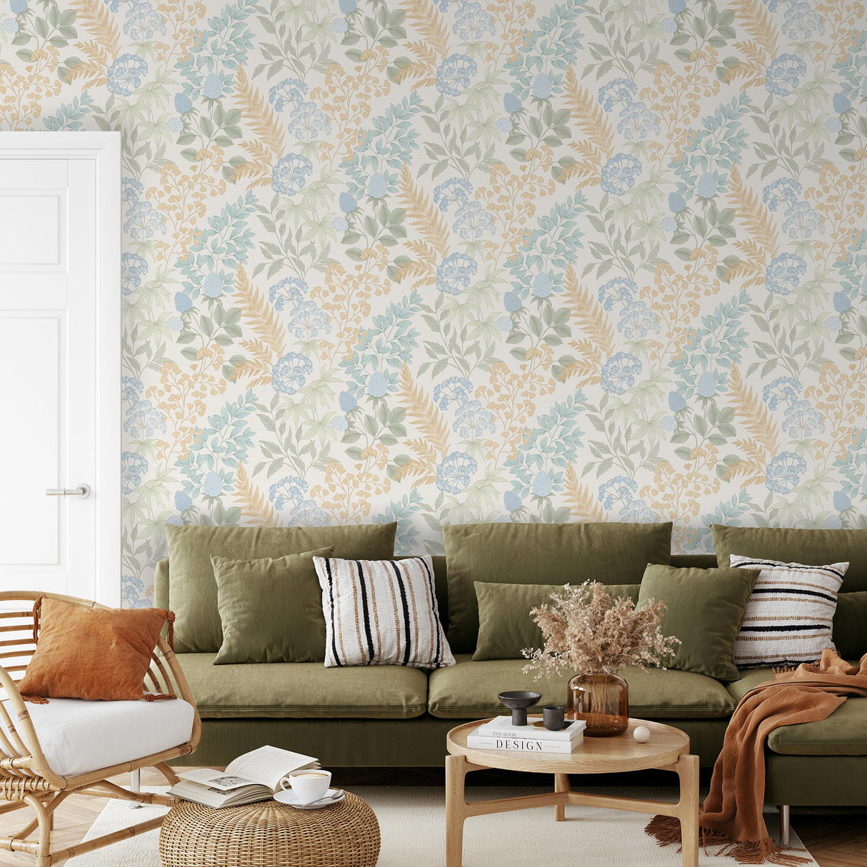 DecoratorsBest Gilded Bloom Cream Ground Wallpaper