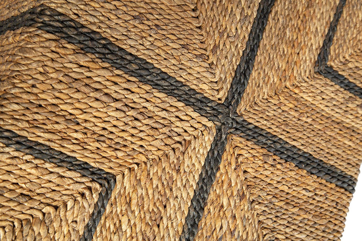 Furniture Classics Woven Fox Cube