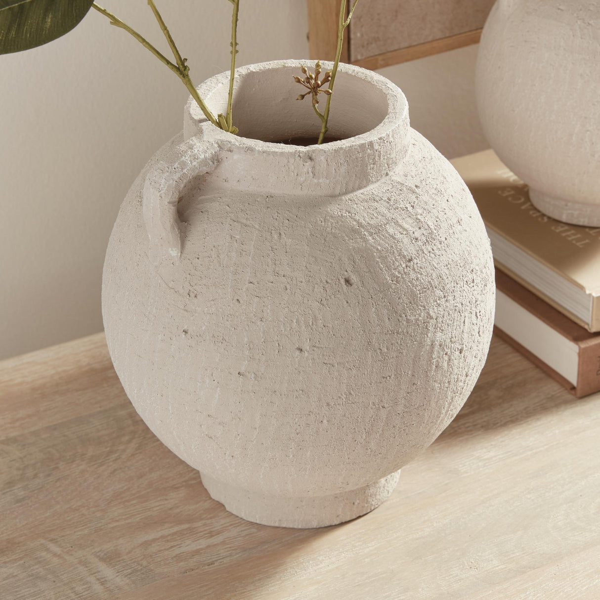 Napa White GIANNA VASE MEDIUM