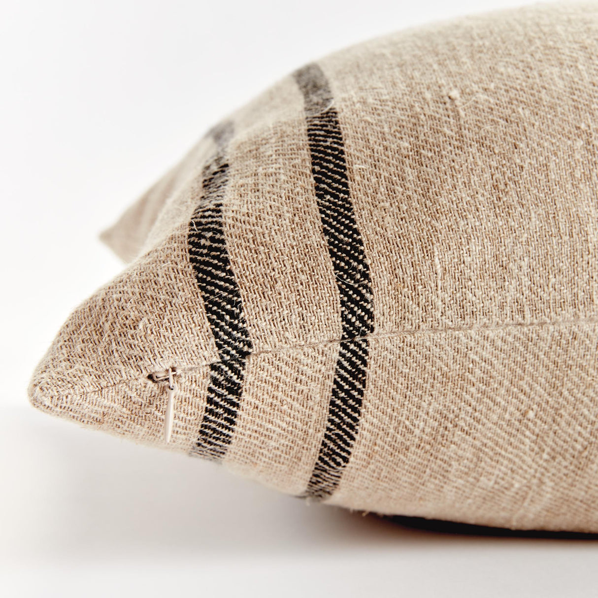 Napa Flax/Charcoal FINN PILLOW 20"